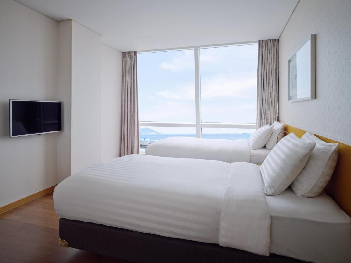 Sono Calm Yeosu Hotel Екстериор снимка