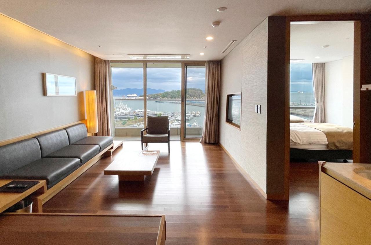 Sono Calm Yeosu Hotel Екстериор снимка