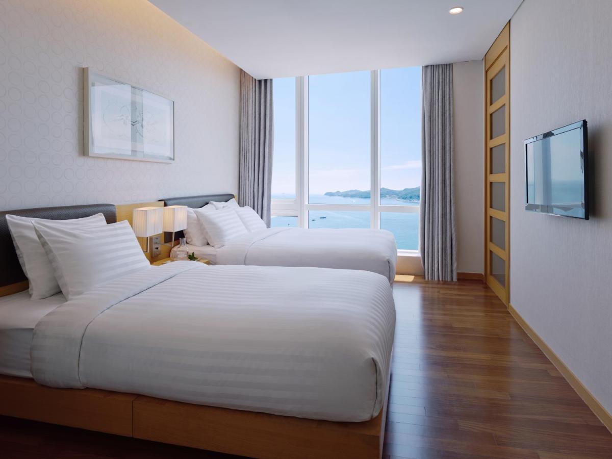 Sono Calm Yeosu Hotel Екстериор снимка